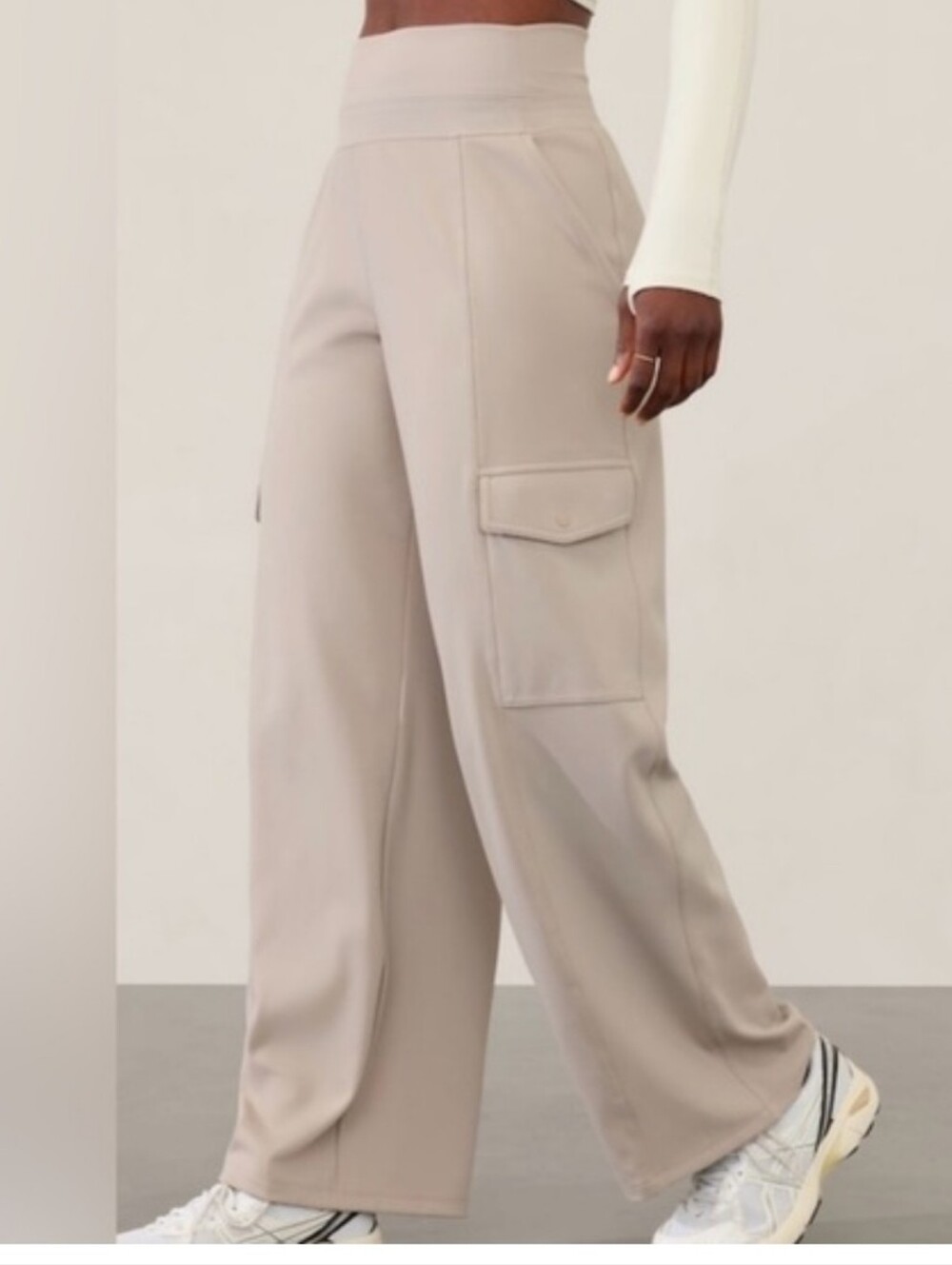Athleta TALL Venice Cargo Pants. NWT - Picture 1 of 9